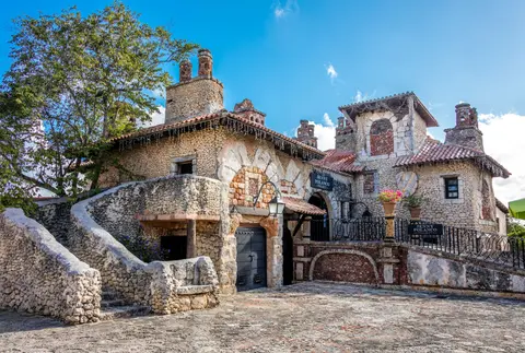 Tour of Altos de Chavon