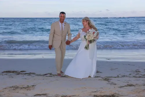 Best Punta Cana Wedding Photographer for Couples on a Budget
